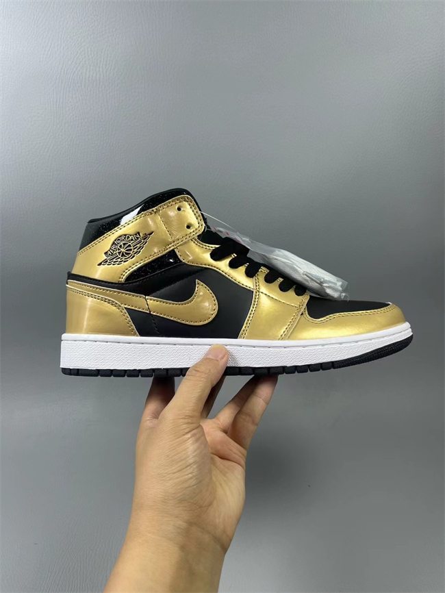 Women's Running Weapon Air Jordan 1 Black/Gold Shoes 0462 Women's Running Weapon Air Jordan 1 Black/Gold Shoes 0462